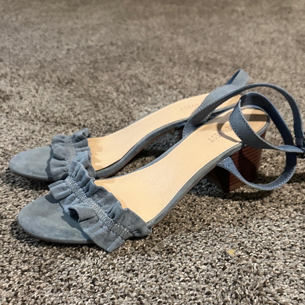 Nine West Blue Ruffle Sandals - Picture 4 of 4